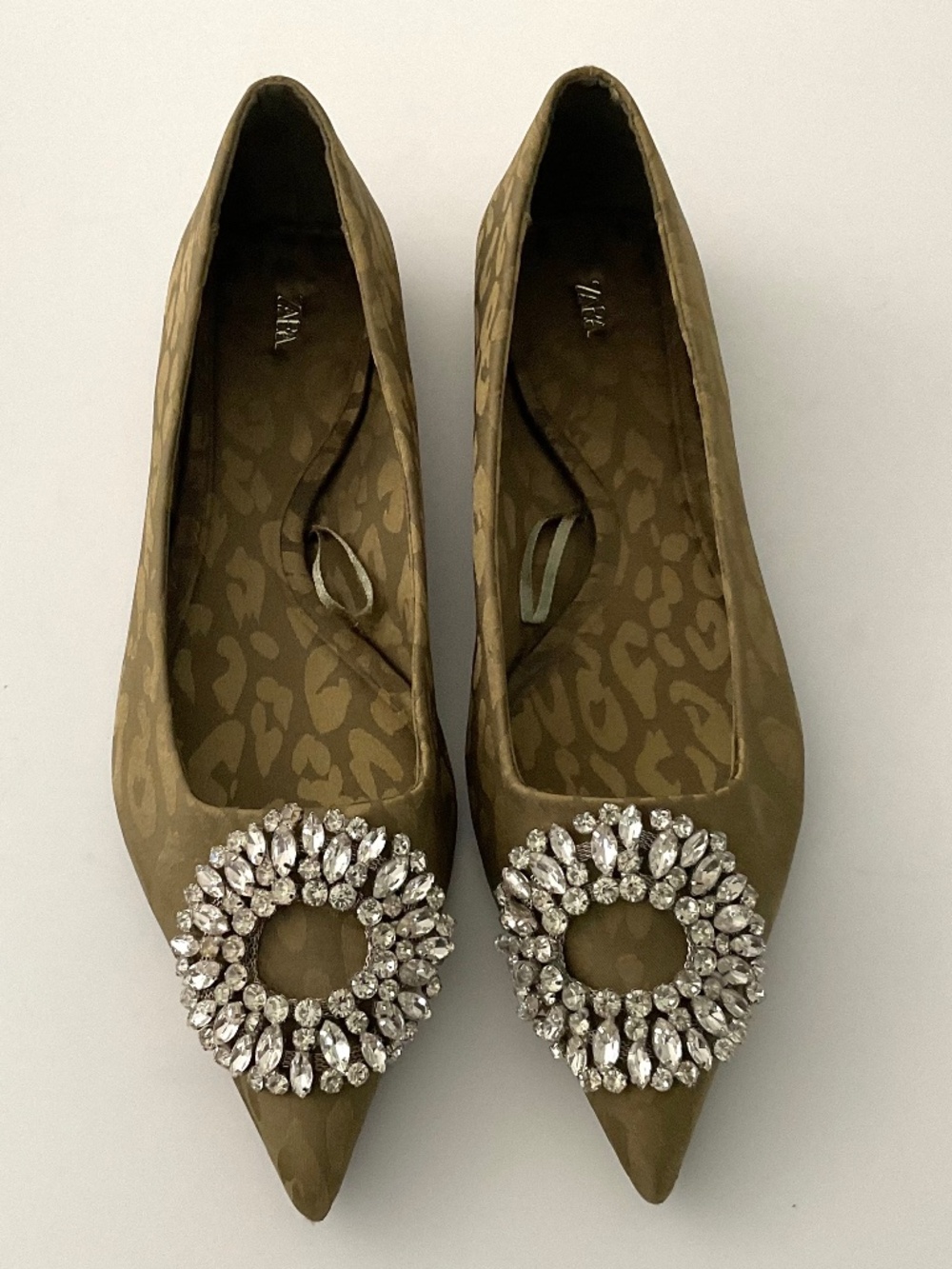 ZARA Animal Print Embellished Pointed Toe Flats in Green Size EU 38 LIKE NEW